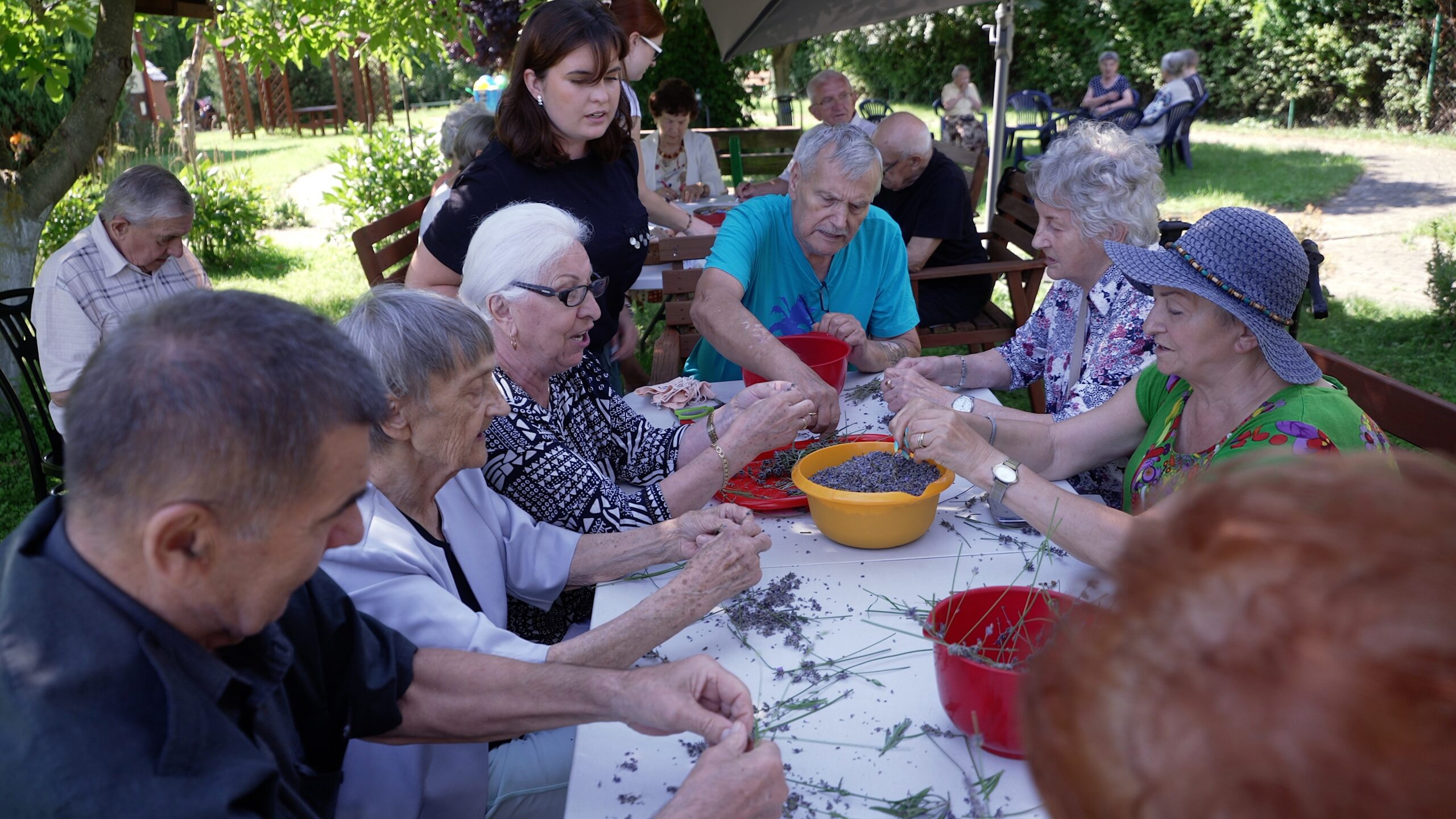 Seniorzy Z DDPS w Koninie dla Osób Starszych uczestniczą w terapii